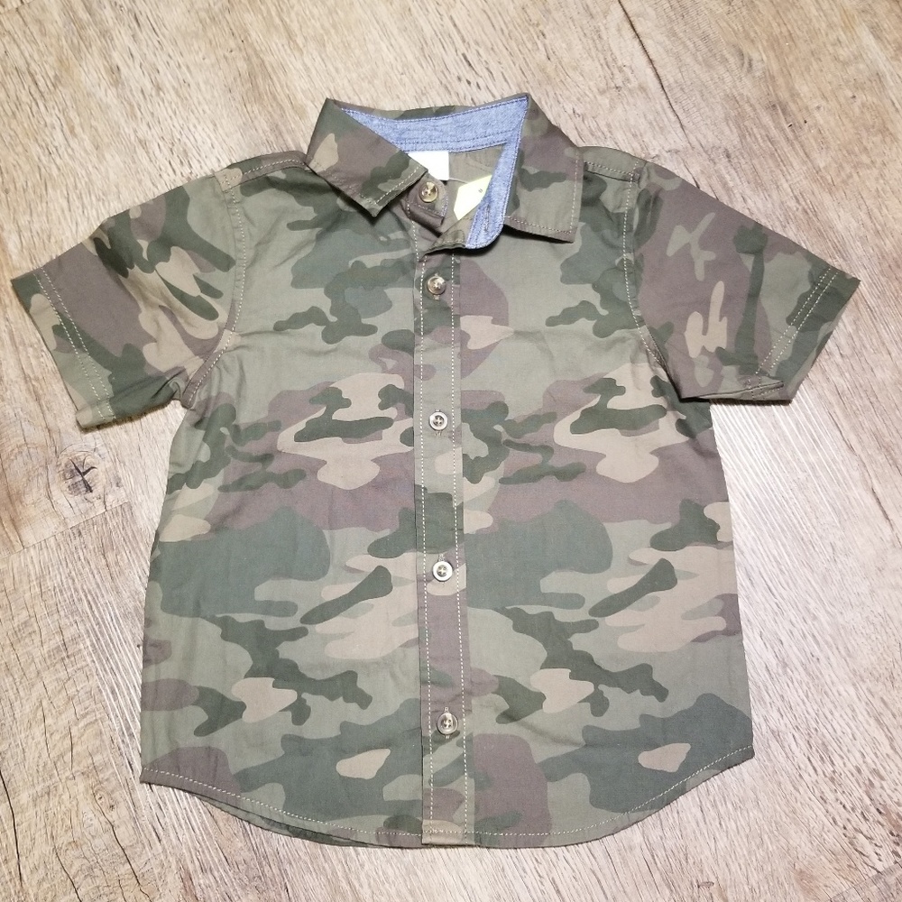 Camo Button Up size 3t